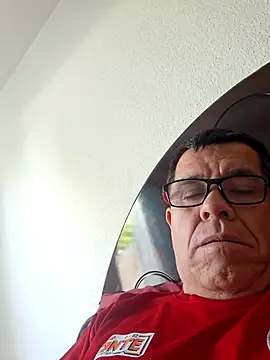 Snapshot of eros3442 chatting on February 27, 2026, 9:48 pm eros3442 online show from February 27, 2026, 9:48 pm