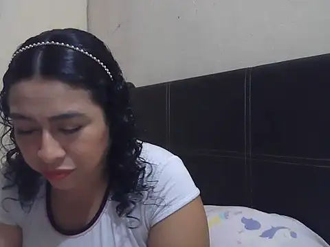 DalilahMx online show from May 27, 2026, 3:47 am