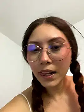 asuna love20 online show from May 22, 2026, 8:25 pm