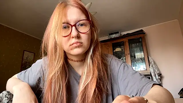 LaureenVielma online show from February 23, 2026, 8:22 am