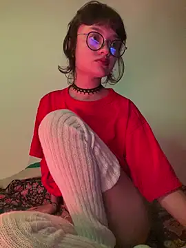 Miamhua-Cat- online show from February 10, 2026, 6:06 am