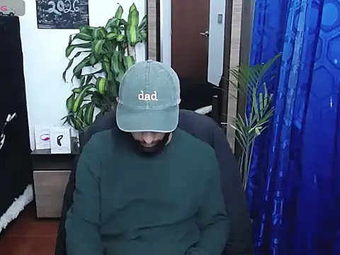  noahdiaz online show from February 16, 2026, 3:24 am