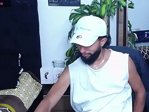  noahdiaz online show from February 23, 2026, 3:59 am