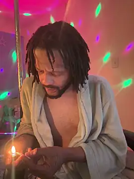 Snapshot of magic_man1085 chatting on March 19, 2026, 6:28 am magic man1085 online show from March 19, 2026, 6:28 am