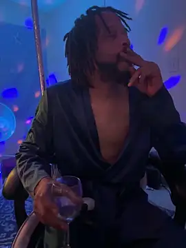 Snapshot of magic_man1085 chatting on March 21, 2026, 8:19 am magic man1085 online show from March 21, 2026, 8:19 am