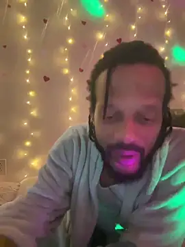 Snapshot of magic_man1085 chatting on April 16, 2026, 5:08 am magic man1085 online show from April 16, 2026, 5:08 am