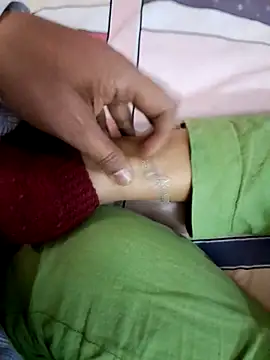 Snapshot of fantastic-couple chatting on February 8, 2026, 11:02 am fantastic-couple online show from February 8, 2026, 11:02 am