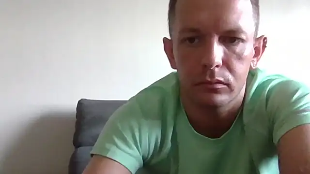 verscub6969 online show from March 19, 2026, 5:17 pm