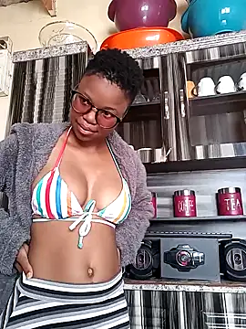 Sexylionessxx27 online show from February 4, 2026, 6:30 am