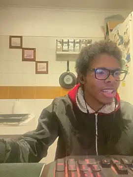 ELPikaPreta online show from February 10, 2026, 1:21 am