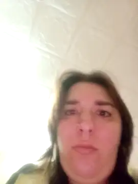 Snapshot of ShawnaDeMer chatting on March 3, 2026, 6:47 pm ShawnaDeMer online show from March 3, 2026, 6:47 pm