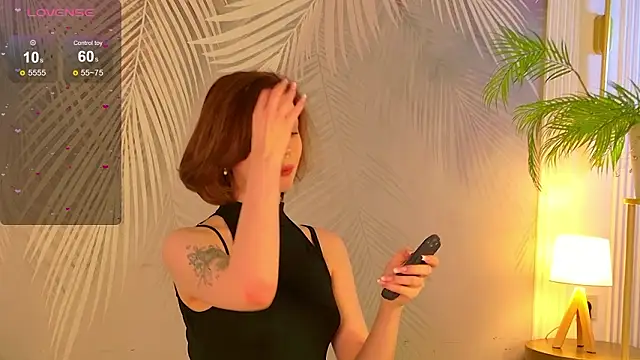 Snapshot of VivanWestwood chatting on February 27, 2026, 5:13 pm VivanWestwood online show from February 27, 2026, 5:13 pm