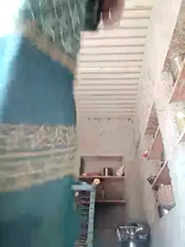 Snapshot of Lucky_couple-1 chatting on February 17, 2026, 4:31 am Lucky couple-1 online show from February 17, 2026, 4:31 am