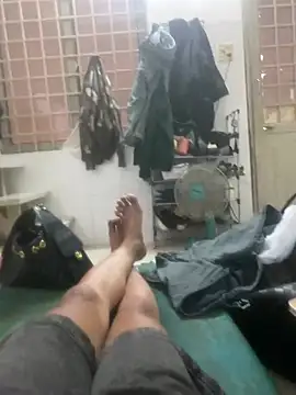 anhduong11 online show from February 26, 2026, 5:28 am