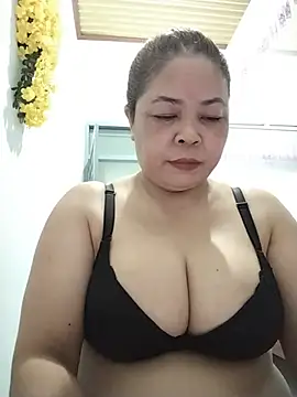 Baby-bigtits2026 online show from July 21, 2026, 10:39 am