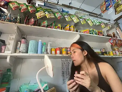 Sweetiebabe25 online show from February 19, 2026, 4:19 am