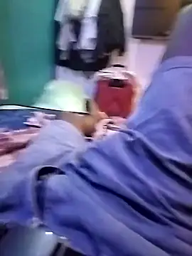 tamilpaiyan989 online show from April 5, 2026, 4:04 pm