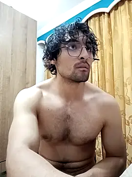 Snapshot of Apolo_Men chatting on February 1, 2026, 6:23 am Apolo Men online show from February 1, 2026, 6:23 am