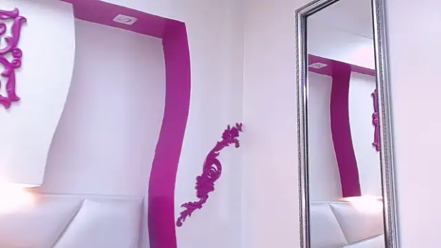 Keiry Paloma online show from April 5, 2026, 6:05 pm