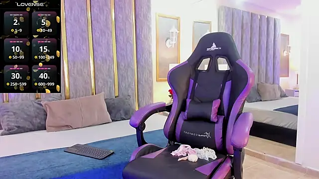 Snapshot of KeniaVelvet_ chatting on February 12, 2026, 4:02 pm KeniaVelvet online show from February 12, 2026, 4:02 pm