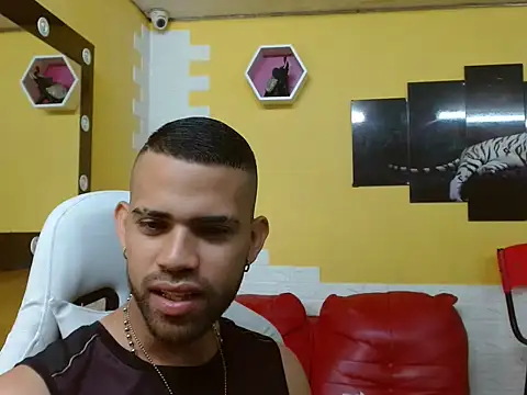 chacorta  online show from May 23, 2026, 12:31 pm