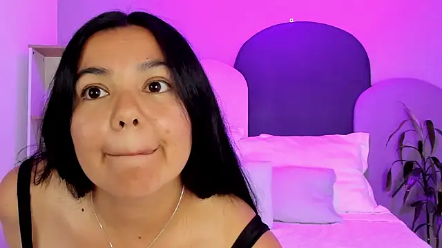 Snapshot of MiaFoxx149 chatting on February 24, 2026, 11:14 pm MiaFoxx149 online show from February 24, 2026, 11:14 pm