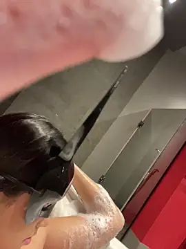 Namipeitudinha online show from April 12, 2026, 5:01 am