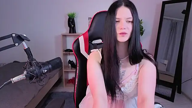 Snapshot of Maria_trend chatting on February 17, 2026, 6:47 pm Maria trend online show from February 17, 2026, 6:47 pm