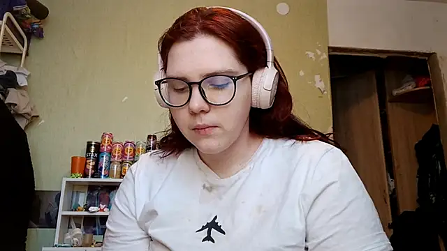 Snapshot of VannessaDillenbeck chatting on February 2, 2026, 9:30 am VannessaDillenbeck online show from February 2, 2026, 9:30 am