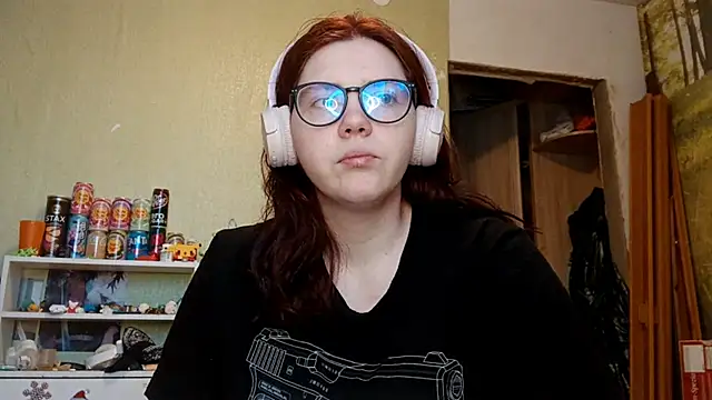 Snapshot of VannessaDillenbeck chatting on February 3, 2026, 6:51 am VannessaDillenbeck online show from February 3, 2026, 6:51 am