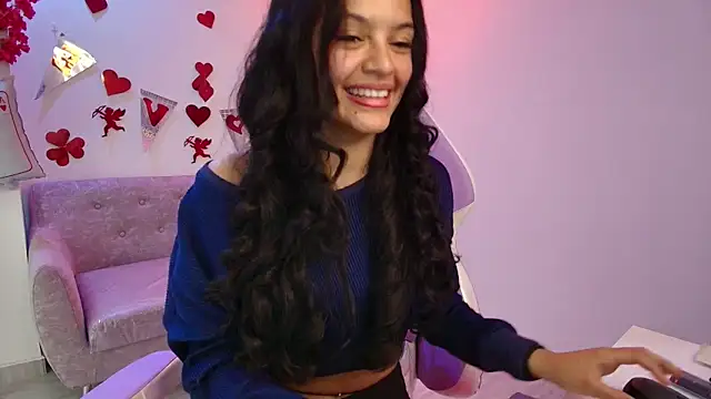 Snapshot of Maddie_T18 chatting on February 11, 2026, 11:48 am Maddie T18 online show from February 11, 2026, 11:48 am