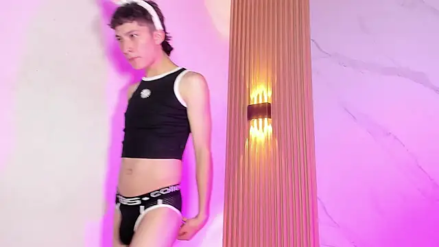 Noah Kirk  online show from February 5, 2026, 4:06 am