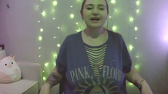 Snapshot of busteebetty chatting on February 17, 2026, 5:48 am busteebetty online show from February 17, 2026, 5:48 am