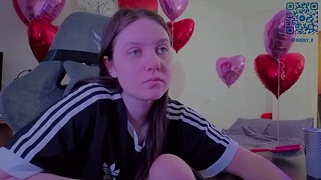 Snapshot of Holy_Kveta chatting on February 14, 2026, 3:03 am Holy Kveta online show from February 14, 2026, 3:03 am