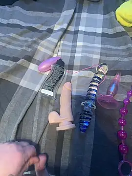 Snapshot of arcticman103 chatting on February 25, 2026, 7:34 pm arcticman103 online show from February 25, 2026, 7:34 pm