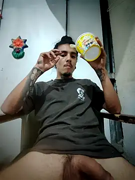 Snapshot of Suki7bsk chatting on February 1, 2026, 7:23 pm Suki7bsk online show from February 1, 2026, 7:23 pm