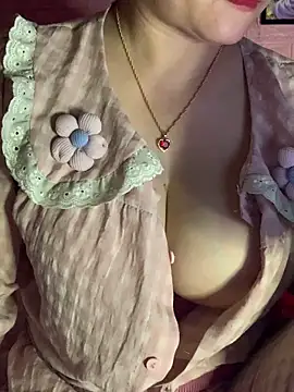 Snapshot of Star-sweet01 chatting on February 10, 2026, 1:37 pm Star-sweet01 online show from February 10, 2026, 1:37 pm