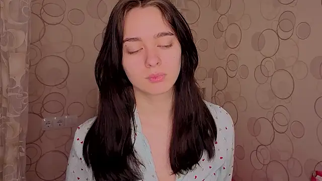 Snapshot of GinnyKittle chatting on February 10, 2026, 6:01 pm GinnyKittle online show from February 10, 2026, 6:01 pm