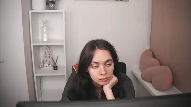 Snapshot of GinnyKittle chatting on March 1, 2026, 6:54 pm GinnyKittle online show from March 1, 2026, 6:54 pm