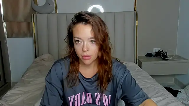 stellaa quenn online show from April 3, 2026, 12:08 am