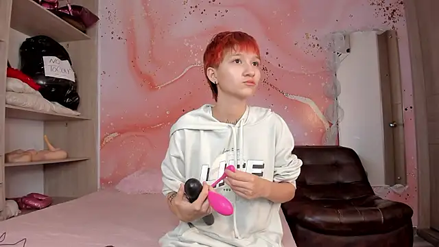 Jessi Rosse online show from February 10, 2026, 8:13 pm