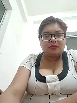 Elie Hallway online show from February 27, 2026, 5:57 pm