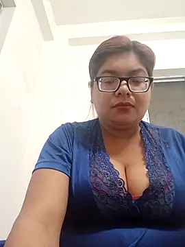 Elie Hallway online show from March 6, 2026, 6:48 pm