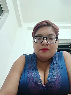Snapshot of Elie_Hallway chatting on June 30, 2026, 7:04 pm Elie Hallway online show from June 30, 2026, 7:04 pm