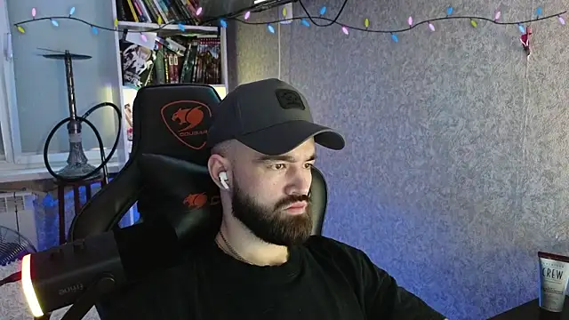  Mostly  online show from February 5, 2026, 2:43 pm