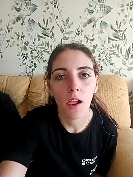 laparejaideal08 online show from February 28, 2026, 5:36 pm