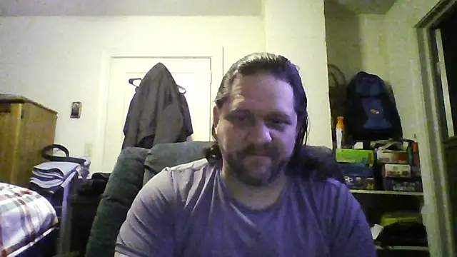 Snapshot of Demon2182 chatting on February 10, 2026, 7:34 am Demon2182 online show from February 10, 2026, 7:34 am