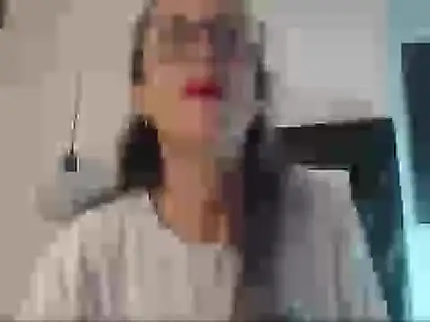 Snapshot of laurasofia45 chatting on February 12, 2026, 11:55 pm laurasofia45 online show from February 12, 2026, 11:55 pm