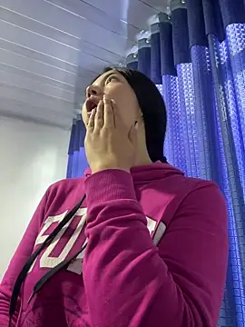 Tammy8 online show from April 8, 2026, 5:46 pm