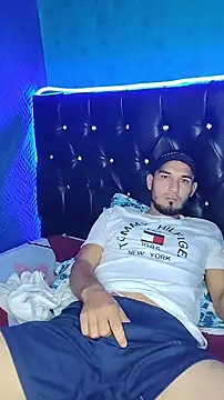 junior men22 online show from February 7, 2026, 12:20 pm